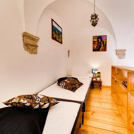 Mezzanine In Historic Palazzo Apartment *